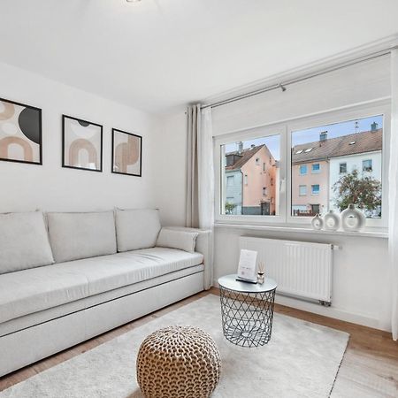 Malu Rooms - Ruhige Lage, Erdgeschoss, Smarttv, Netflix, 24H Checkin, Ludwigsburg Esterno foto